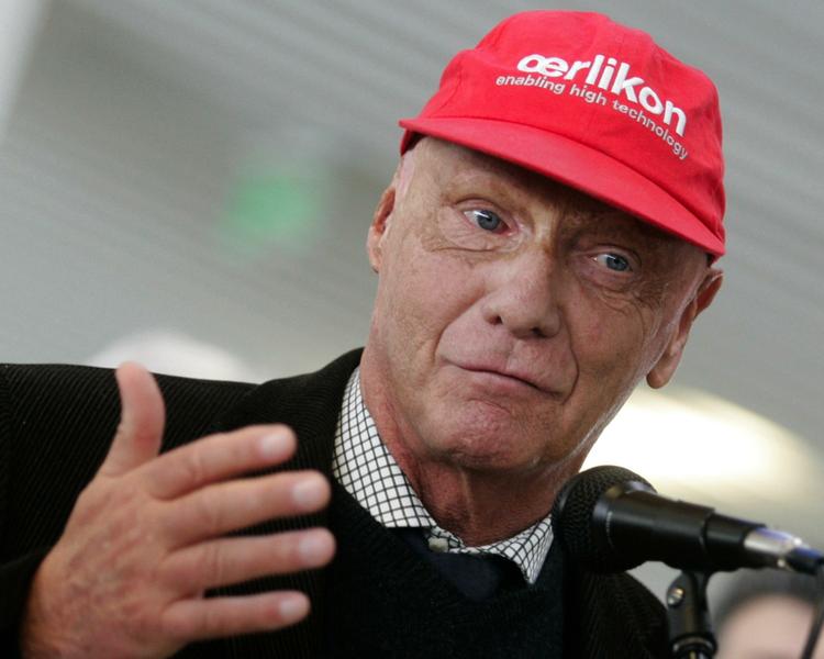 Dansegrænse. Niki Lauda afviser, at han er homofobisk, men mener, at børn og unge skal introduceres for de rigtige rollemodeller. 