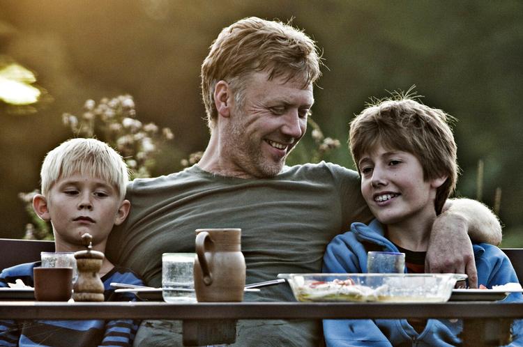 Vinder. 'Hævnen' med Mikael Persbrandt i hovedrollen har vundet en Golden Globe og er nu nomineret til en Oscar. 