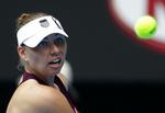 Rystet. Vera Svonareva mistede koncentrationen i andet sæt, men fik alligevel skovlen under Petra Kvitova. 