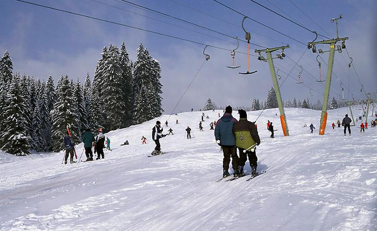 DYRT. Der er stor forskel på priserne på liftkort rundt omkring på skisportsstederne i Alperne. 