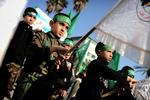 Bevægelse. Medlemmer af Hamas-bevægelsen under en demonstration i Gaza By. 