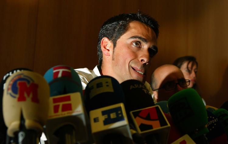 Bøf. Alberto Contador risikerer to års karantæne. 