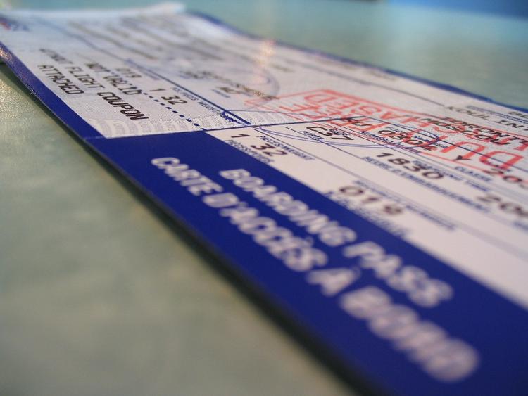 BOARDING. Ryanair vil have dig til at printe dit boarding-kort ud hjemmefra, men den går ikke, mener spansk domstol. 