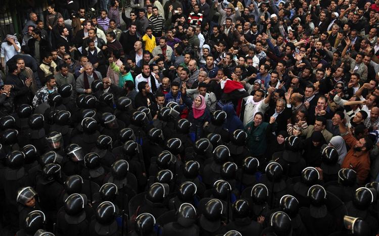 Demonstrationer. Danskere bør ikke rejse til Egypten, med mindre det er bydende nødvendigt, siger Udenrigsministeriet. 