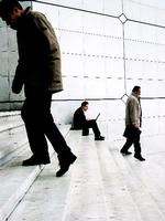 MOBIL. Den engagerede medarbejder har arbejdet med overalt. Til gengæld får han lov til at tjekke private mail i arbejdstiden. 