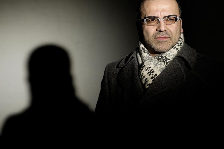 FORFULGT. Chikanen fra muslimske beboere i Vollsmose i Odense har tvunget den iranske pastor Massoud Fouroozandeh til at gå under jorden. 