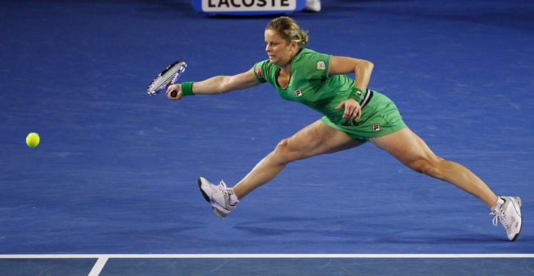 Videre. Kim Clijsters vandt på halvanden time mod Makarova. 