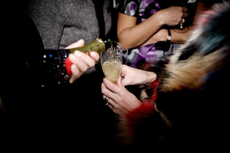 Når der mode i den over hele København i denne uge, er der gode muligheder for at få fest, drinks og livemusik - også for alle dem, der ikke har invitationer til de lukkede arrangementer. 