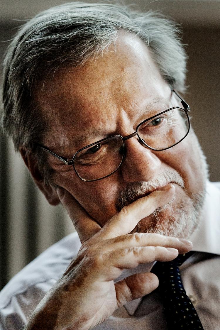 Teater. »Ligesom på alle andre teatre rundt om i landet er det også trange tider hos Det Kongelige Teater«, konstaterer kulturminister Per Stig Møller (K). 