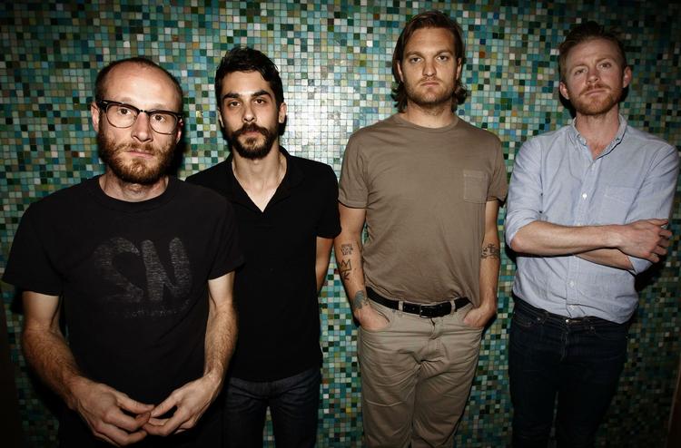 Det forbliver lige ved og næsten for Cold War Kids 