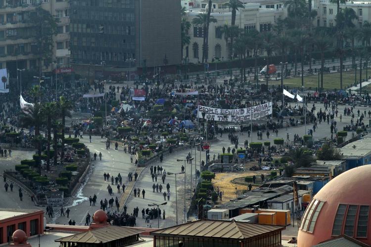 Befrielsespladsen i Kairo er ind imellem en regulær kampzone. 