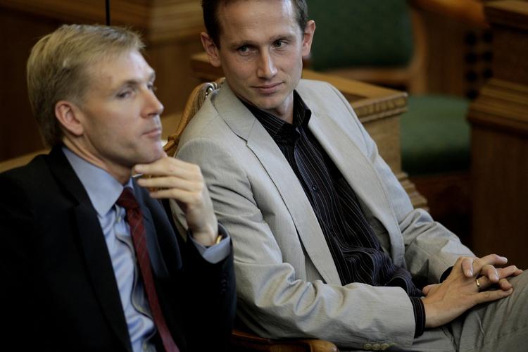 Undren. Hverken Kristian Thulesen Dahl eller Kristian Jensen fatter noget af den aktuelle busstrejke. 