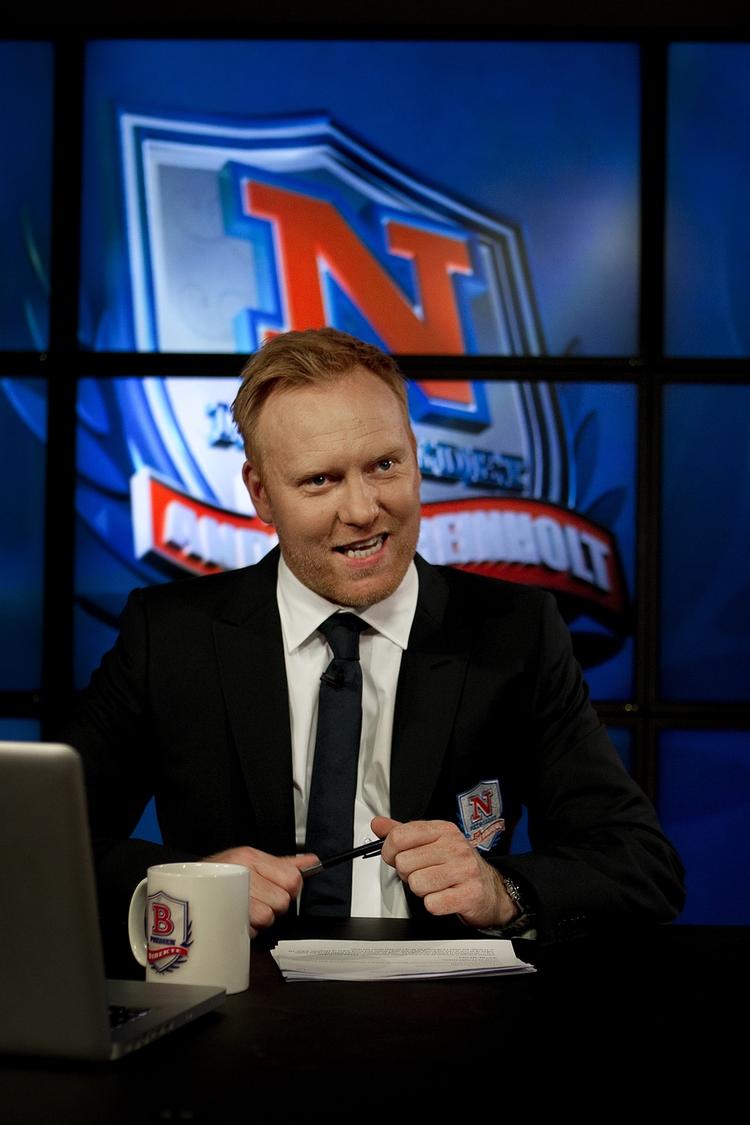 Fars dyt. Det skal der ikke stå på Anders Breinholts nye bil, men der skal så sandelig heller ikke stå DF, hvilket der gør nu. Derfor betaler han sig fra at få sin nummerplade skiftet. 