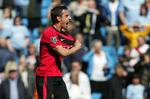 temperament. Manchester Uniteds Gary Neville har levet på gamle dyder som fuldt engagement, hårdt arbejde og god spilopfattelse i den professionelle fodboldverden. 