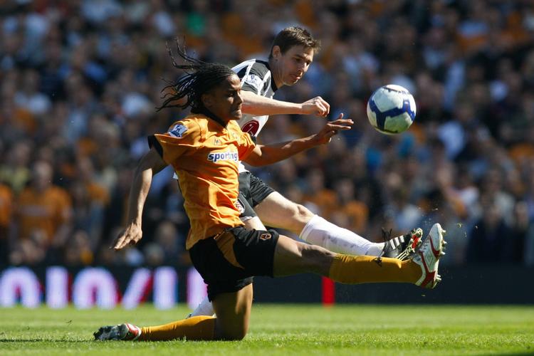 talenter. Chelsea har udviklet en række talenter fra ungdomsakademiet, men de har haft svært ved at bryde igennem til førsteholdet. I stedet er flere af dem lejet ud, som for eksempel Michael Mancienne, der spiller for Wolverhampton. 