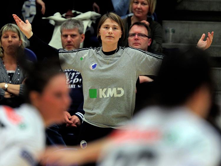 målmandstræner. Anja Andersen skal bruge sine træningsprincipper til gavn for norske fodboldmænd. 