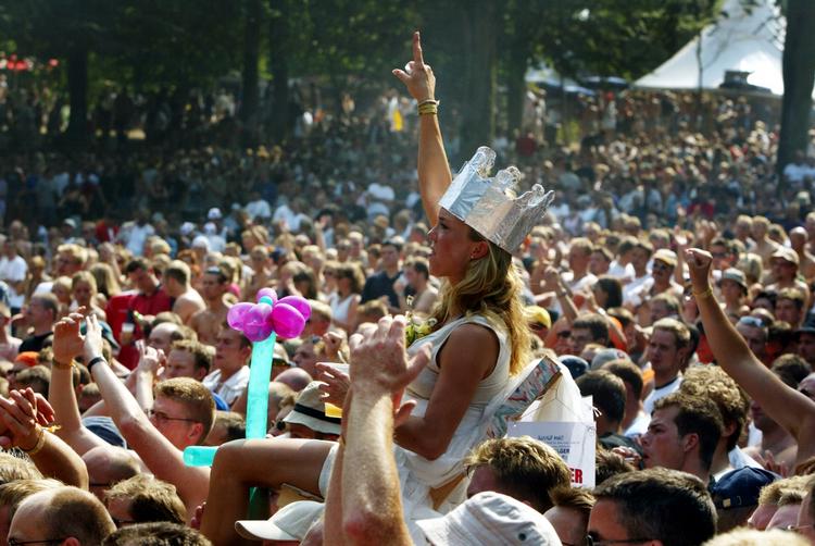 Hvis man vil betale ekstra for komfortabel overnatning på Smukfest, er det i dag, man skal være på stikkerne. 