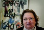 Hulebjørnen. Det sidste bind i serien, der startede med 'Hulebjørnens klan' lander i butikker verden over den 29. marts. Forfatteren Jean M- Auel lægger sin populære bogserie i graven. 