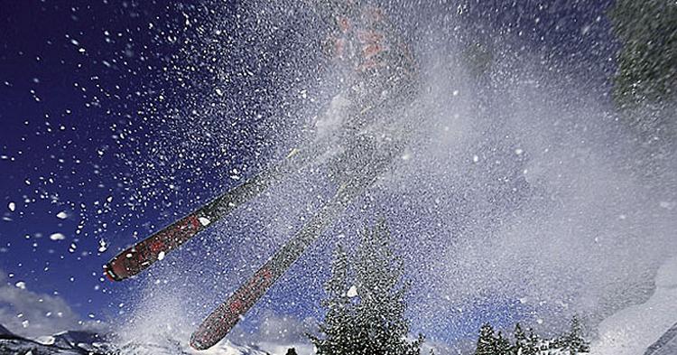 KNÆK. Det kan blive dyrt at droppe forsikringen på skiferien. 
