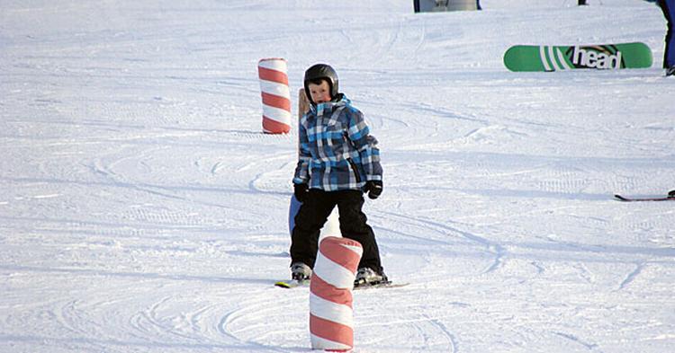 SLALOM. Værsgo; her er den næste Ingemar Stenmark. 