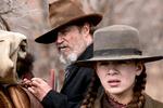 Velvalgt. 'True Grit' er en film, der øjeblikkelig fanger sit  publikum. Her Jeff Bridges og Hailee Steinfeld. 