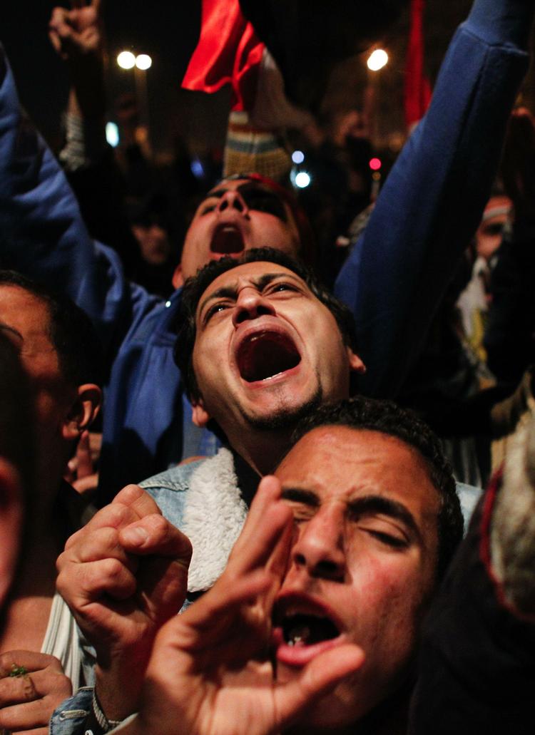 Skuffelse. Tahrirpladsen i aftes hvor demontranterne reagerede ekstremt skuffet over Mubaraks tale, hvor præsidenten ikke meldte sin afsked. 