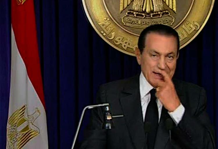presset. Der er forlydender om, at præsident Mubarak har forladt det uroplagede Kairo. 