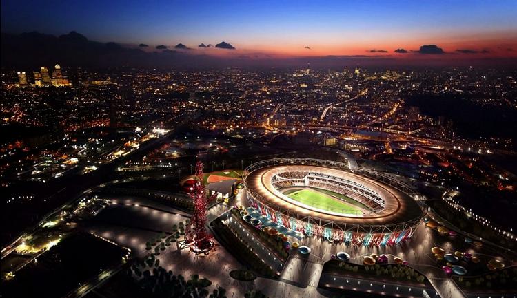 bud-sejr. Sådan forestiller West Ham sig på et manipuleret foto, at det olympiske stadion i det østlige London kommer til at tage sig ud til en fordboldkamp efter 2012. 