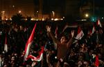 Historisk. Egypterne jubler over meddelelsen om, at landets præsident Hosni Mubarak trækker sig. 