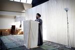 UAFHÆNGIG. Iman Sayed Khademi vil ikke blande politik og religion sammen. 