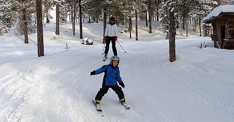 FOKUS. At plove og bremse er det første man lærer på skiskolen. 