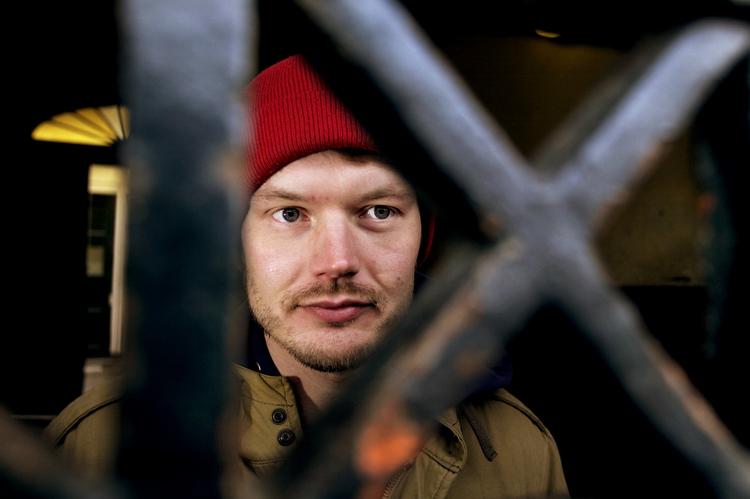 Råddent. Rene Fredensborg langer ud efter en filmbranche, hvor man kan »feste sig til støtte«. 