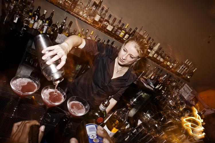 I løbet af festivalen Copenhagen Spirits and Cocktails skal danmarksmesteren i klassisk cocktail og flair 2011 findes. 