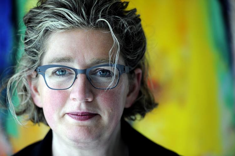 Lynkandidat. »Vi får brug for højtuddannet arbejdskraft, og universiteterne skal have mulighed for at designe uddannelser, der ikke følger systemet i dag med tre års bacheloruddannelse og to år til at få en kandidat«, mener forskningsminister Charlotte Sahl-Madsen. 