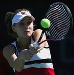 modstanderen. Skal Caroline Wozniacki tilbage som nummer 1 i denne uge, kræver det sejr over russeren Anna Tjakvetadse. 