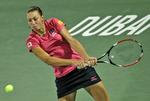 survivor. Bagud 6-2 i andet sæts tiebreaker ligenede Yanina Wickmayer en taber, men belgieren overlevede og vandt. 