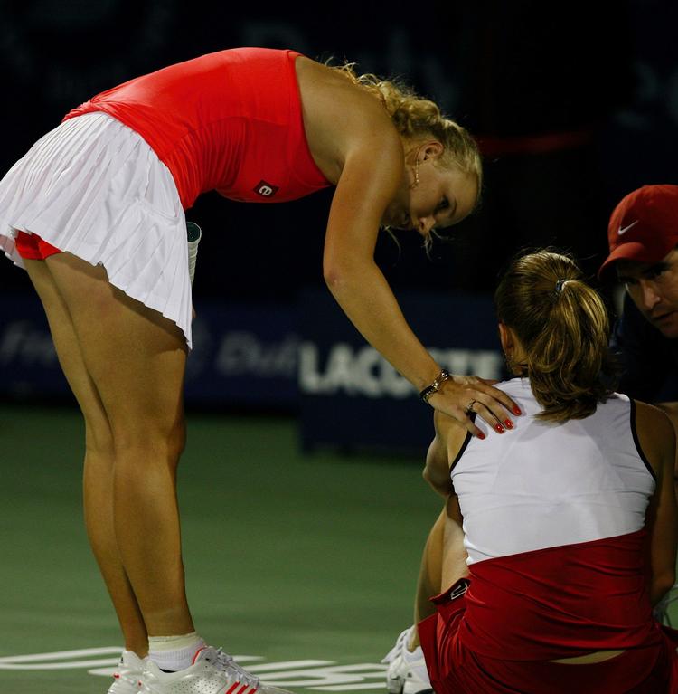 bekymret. Hun er en god veninde, så det var ikke rart at overvære, sagde Caroline Wozniacki om Anna Tjakvetadses kollaps. 
