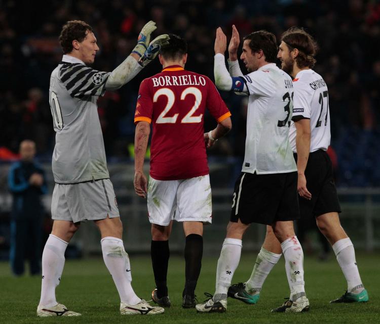 sådan. Tre mål i første halvleg og så var Roma besejret. 