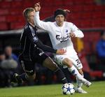 Skarp. Cristian Bolaños (tv.) er en af de spillere, der formentlig kommer til at holde en anden vel skydende herre, Martin Vingaard, væk fra startopstillingen. 