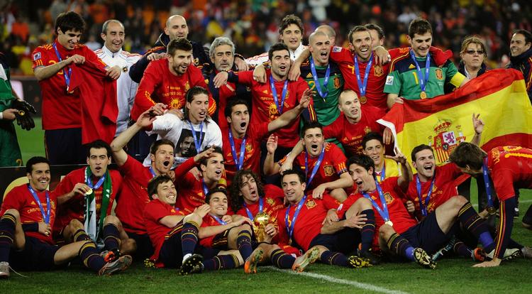 VM. Alle EU-borgere skal kunne se vigtige fodboldkampe gratis på landsdækkende tv, men det kræver, at hver enkelt medlemsland sikrer det. 