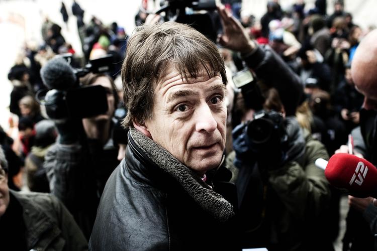 Afgørelse. Der var rift om advokat Knud Foldschack efter dommen i Højesteret. 