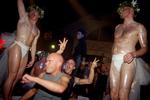 Christiania kendetegner mangfoldighed. I 2000 var der bøsse modeshow. 