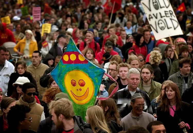 Der var stor opbakning til bevarelsen af Christiania. Op mod 10.000 mennesker demonstrerede i 2004 for fristaden. 