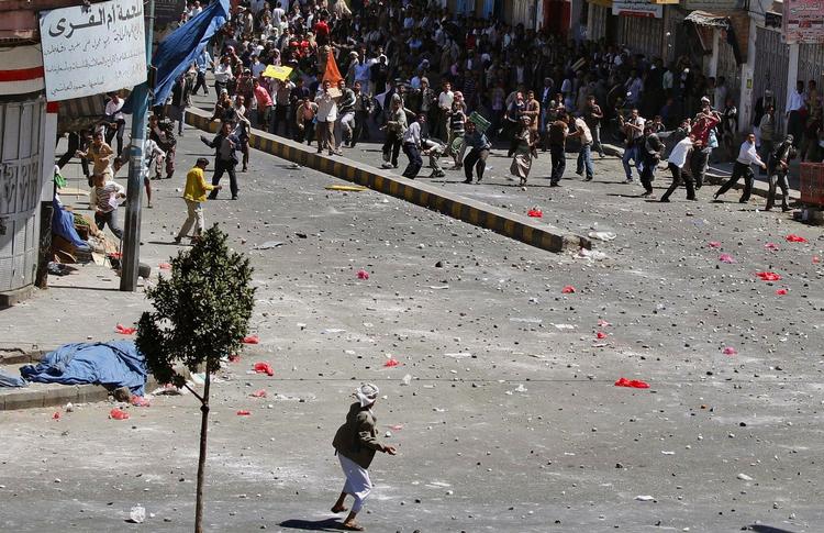 UENIGE. Regeringens støtter og modstander er i voldsom kamp med hinanden i Yemen. 