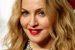 instruktør. Madonna har vinden i ryggen som filminstruktør. Endnu inden hendes anden film er færdig, er den blevet solgt til et væld af lande. 
