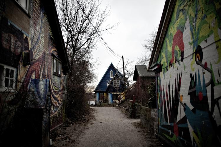 Økonomi. Christiania og København vil lide økonomisk, hvis 'normaliseringen' bliver effektiviseret. 