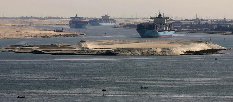 Passage. Arkivbillede fra Suez-kanalen. 