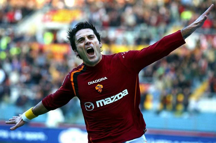 træner. Vincenzo Montella scorede et utal af mål for Roma i sin karriere som spiller i klubben mellem 1999 og 2009. Nu skal han være træner i Roma. 
