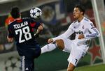 Real Madrids Cristiano Ronaldo havde et forsøg på stolpen, men Lyon har stadig ikke tabt mod spanierne i Champions League. 