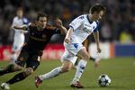 fight. William Kvist i kampen om midtbanen mod Chelseas Frank Lampard. 